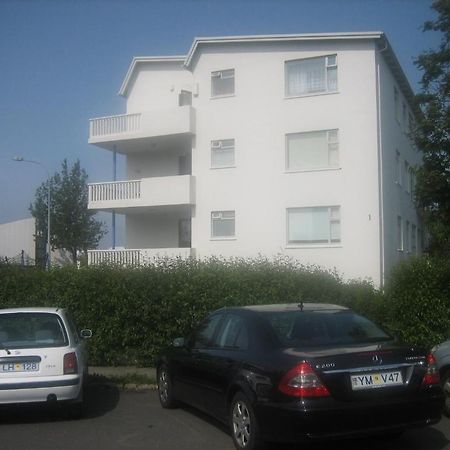 Guesthouse Bina レイキャヴィーク エクステリア 写真